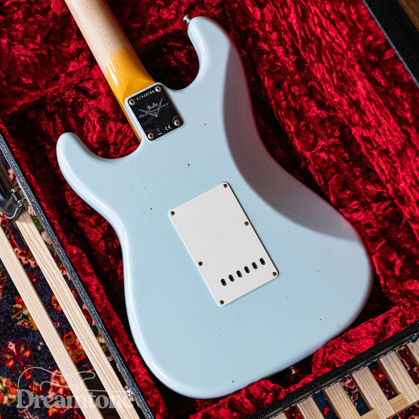 Fender Custom Shop 1964 Stratocaster Journeyman Relic Super Faded Aged Sonic Blue 2020