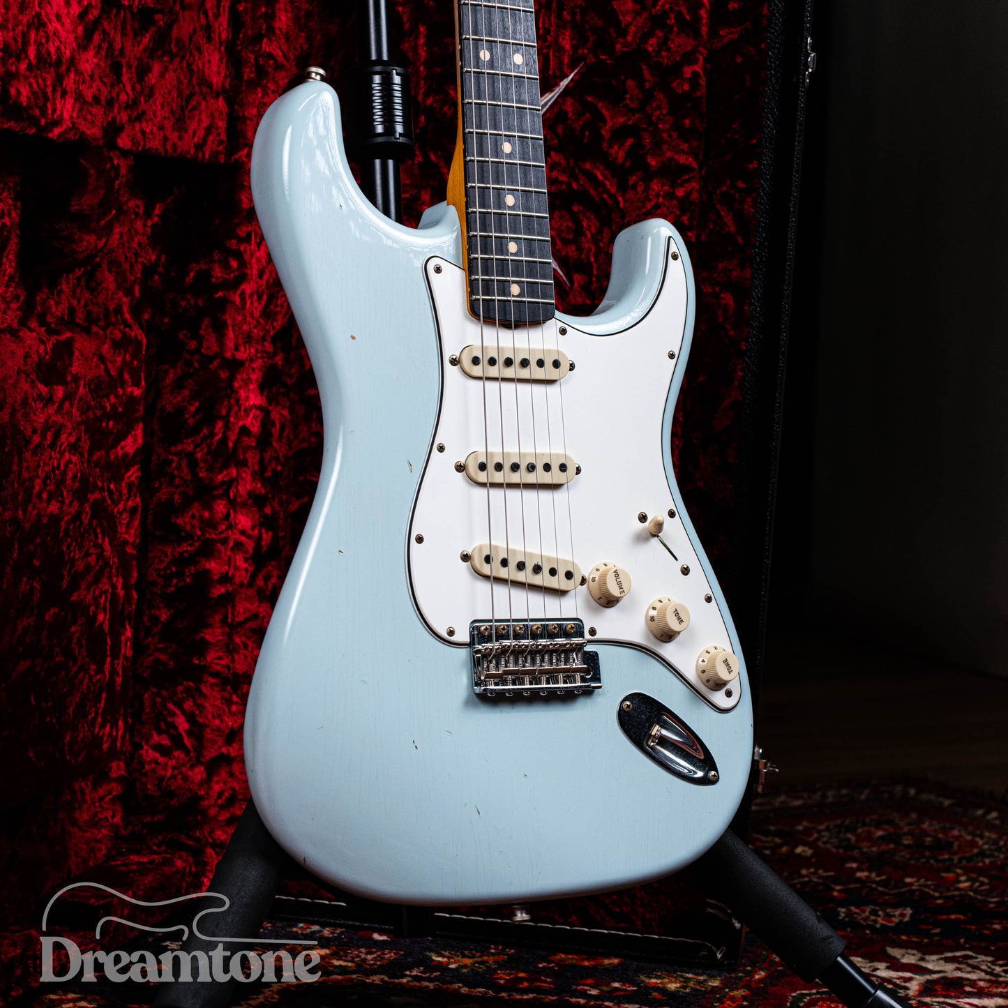 Fender Custom Shop 1964 Stratocaster Journeyman Relic Super Faded Aged Sonic Blue 2020