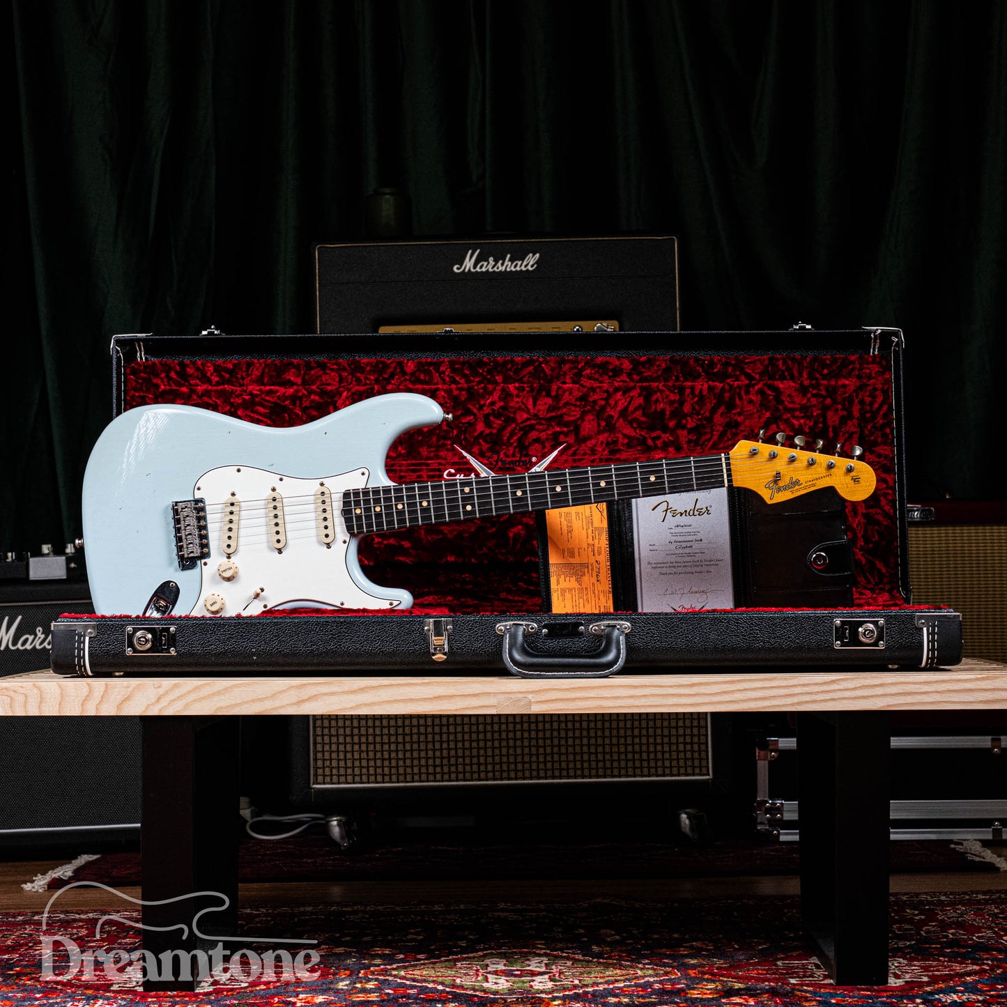 Fender Custom Shop 1964 Stratocaster Journeyman Relic Super Faded Aged Sonic Blue 2020