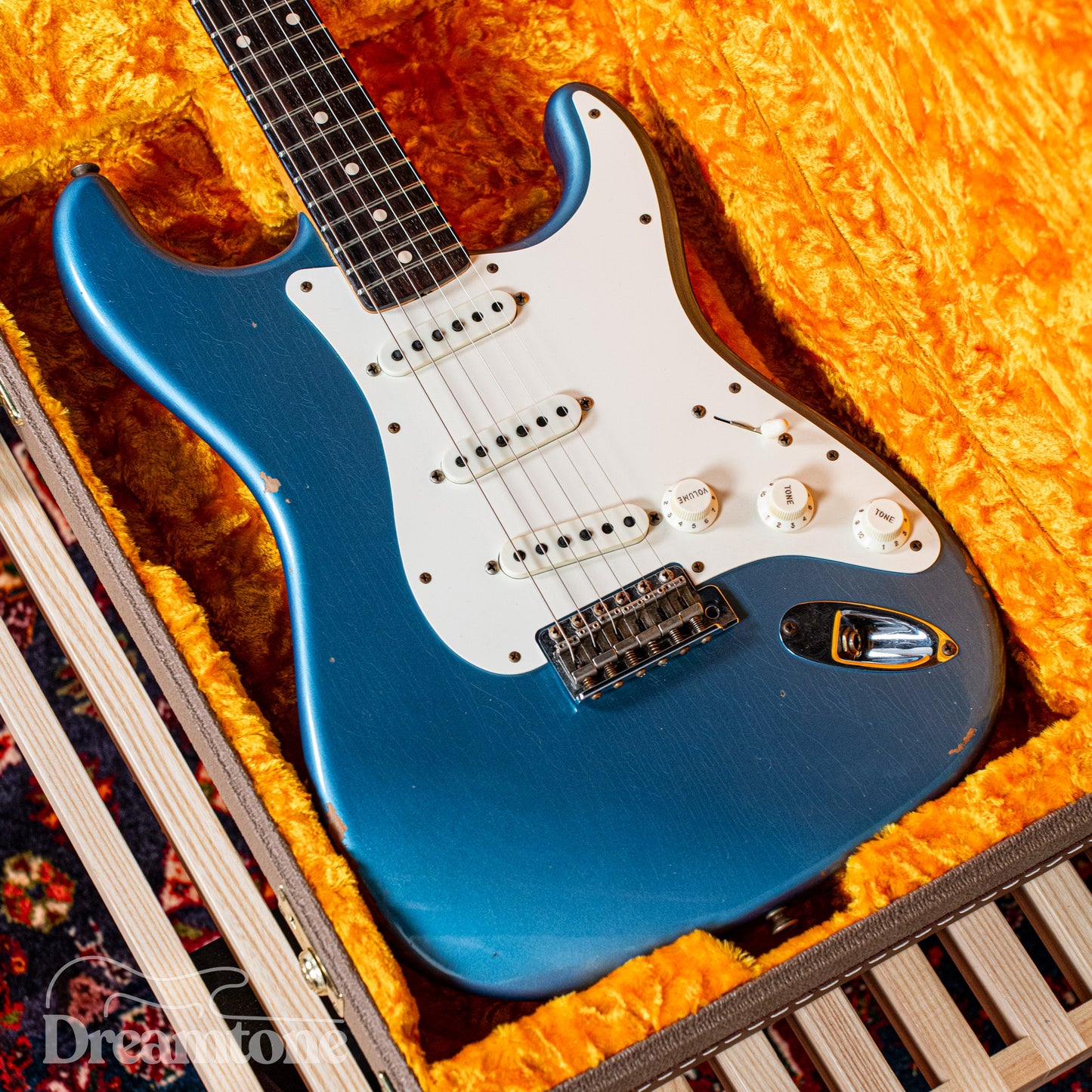 Fender Custom Shop ‘59 Stratocaster Relic Faded Aged Lake Placid Blue