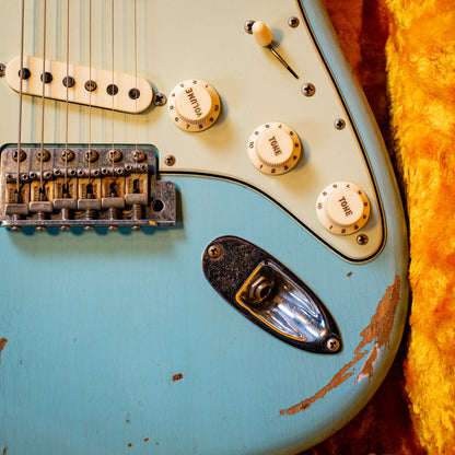 Fender Custom Shop '60 Stratocaster Relic Daphne Blue HD Wallpapers