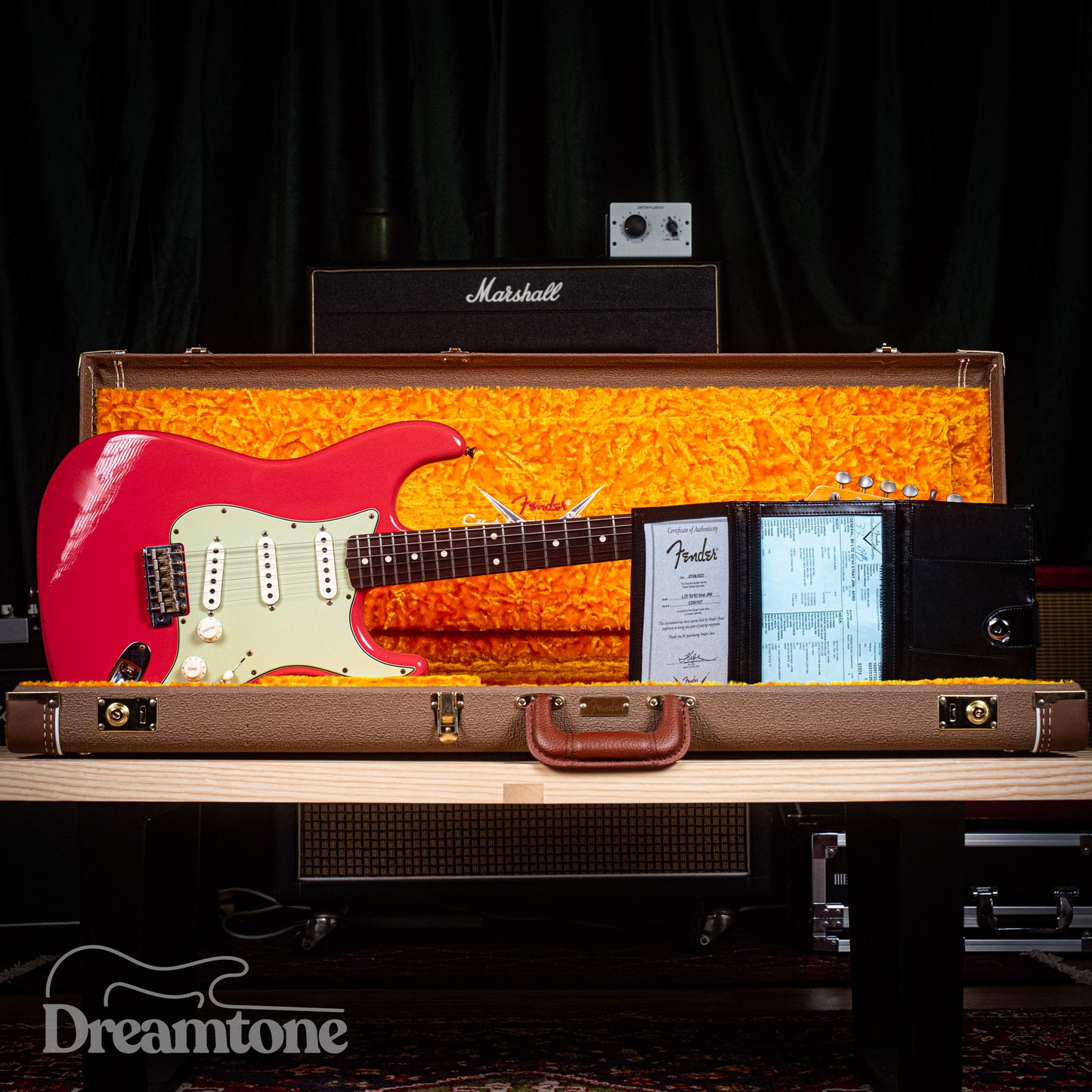 Fender Custom Shop LTD '62/'63 Stratocaster Relic Fiesta Red