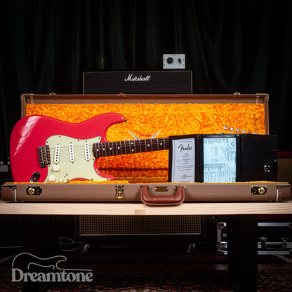 Fender Custom Shop LTD '62/'63 Stratocaster Relic Fiesta Red