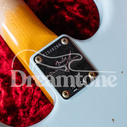 Fender Custom Shop 1964 Stratocaster Journeyman Relic Super Faded Aged Sonic Blue 2020