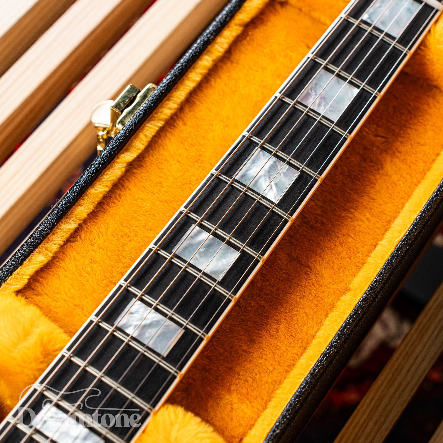 Gibson Custom Shop 1957 Les Paul Custom Black Beauty Reissue or Gibson Custom Shop Les Paul Custom Alpine White 2016