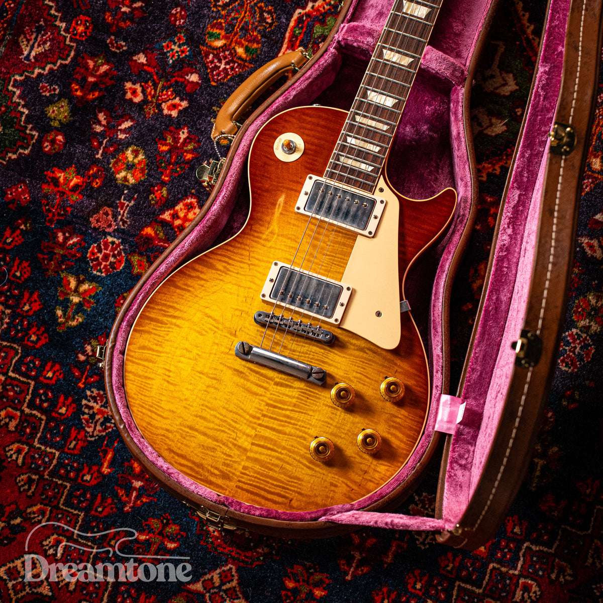 Gibson 1959 Les Paul 60th Anniversary + Fender Custom Shop 1959 Strat + Marshall 1974X + Accessories