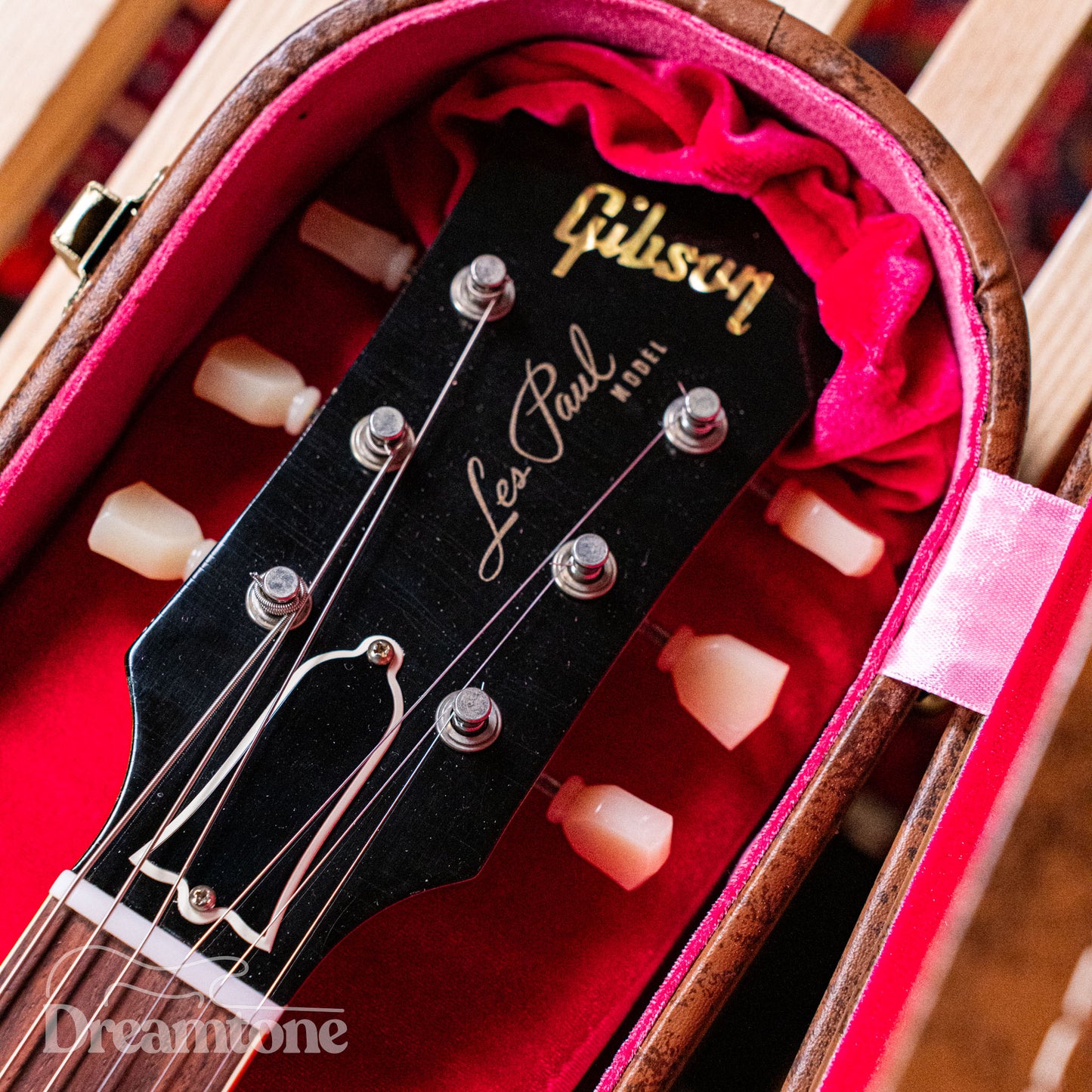 Gibson Murphy Lab 1959 Les Paul Factory Burst Ultra-Light aged + Marshall Silver Jubilee Amp & Head + Accessories